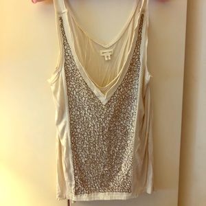 Sequin, feel V, tank.